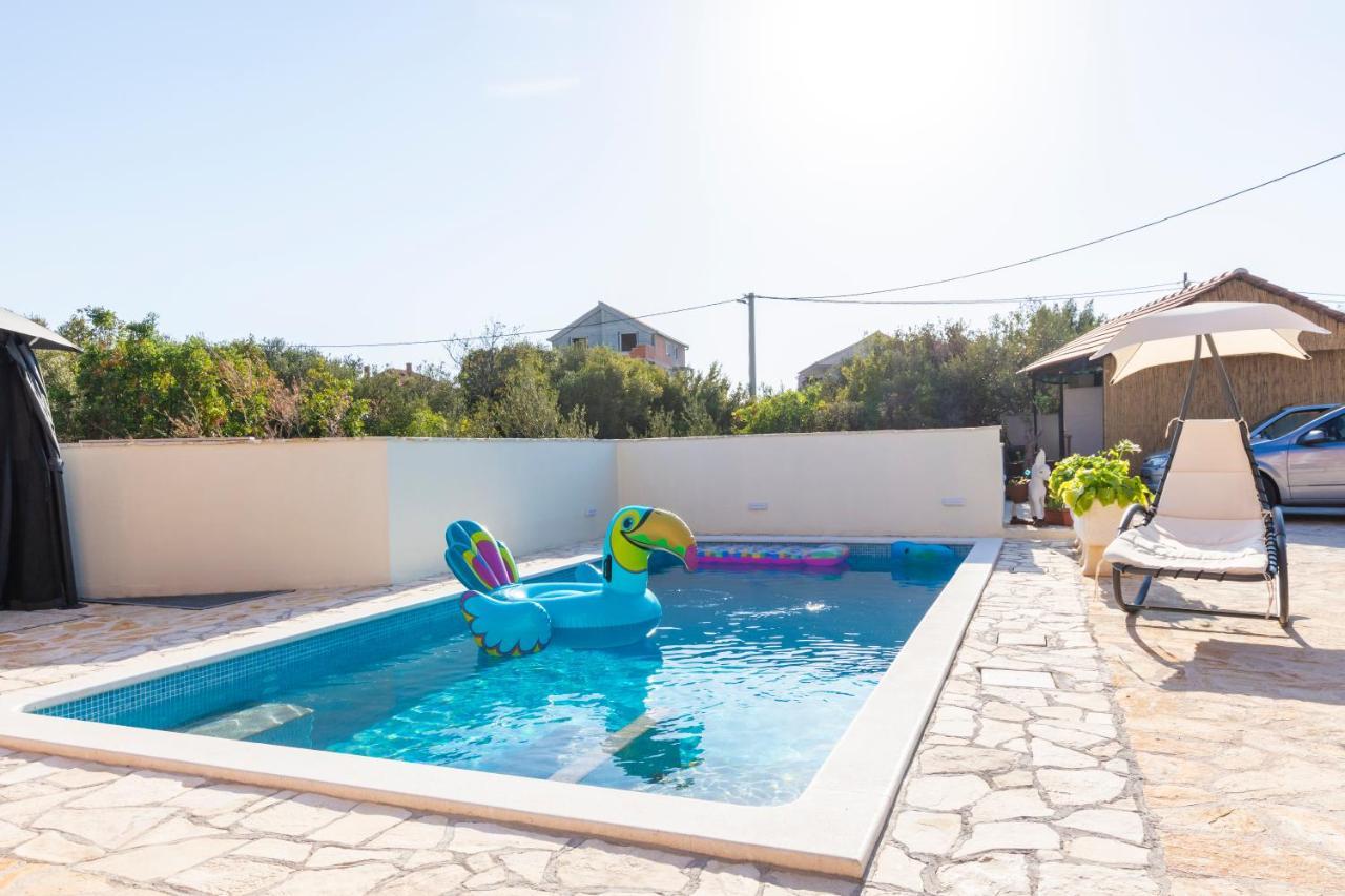 Villa Spark With Heated Pool In Rogoznica Зечево Екстер'єр фото